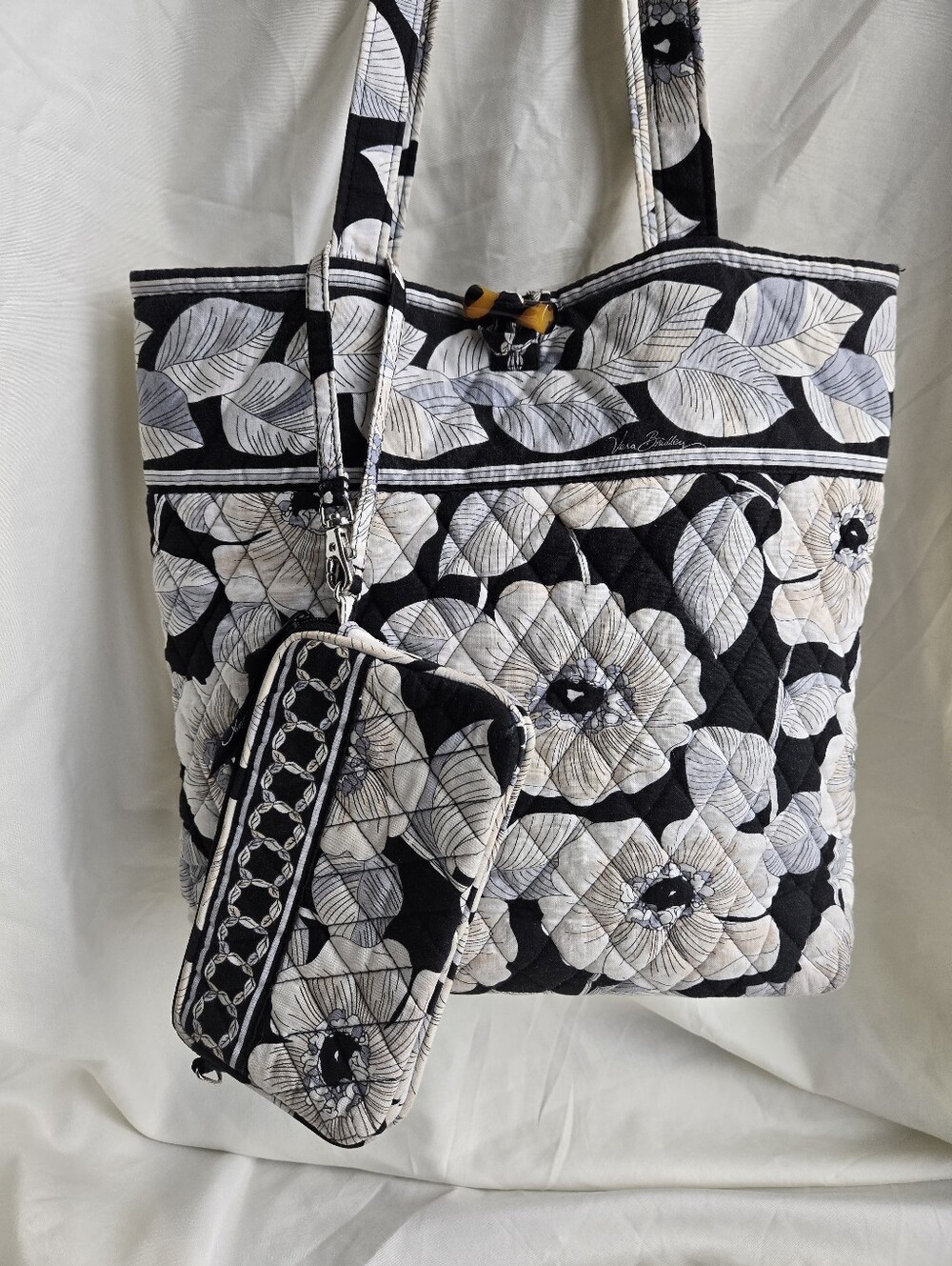 Vera Bradley Tote & Pouch Set